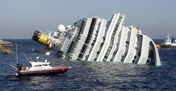 crucero-costa-concordia-vuelca-9