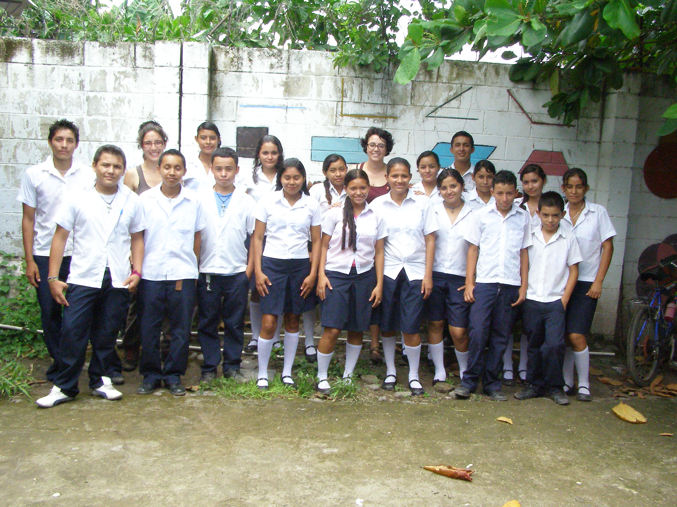 Foto de familia en San Bartolo, Bajo Lempa