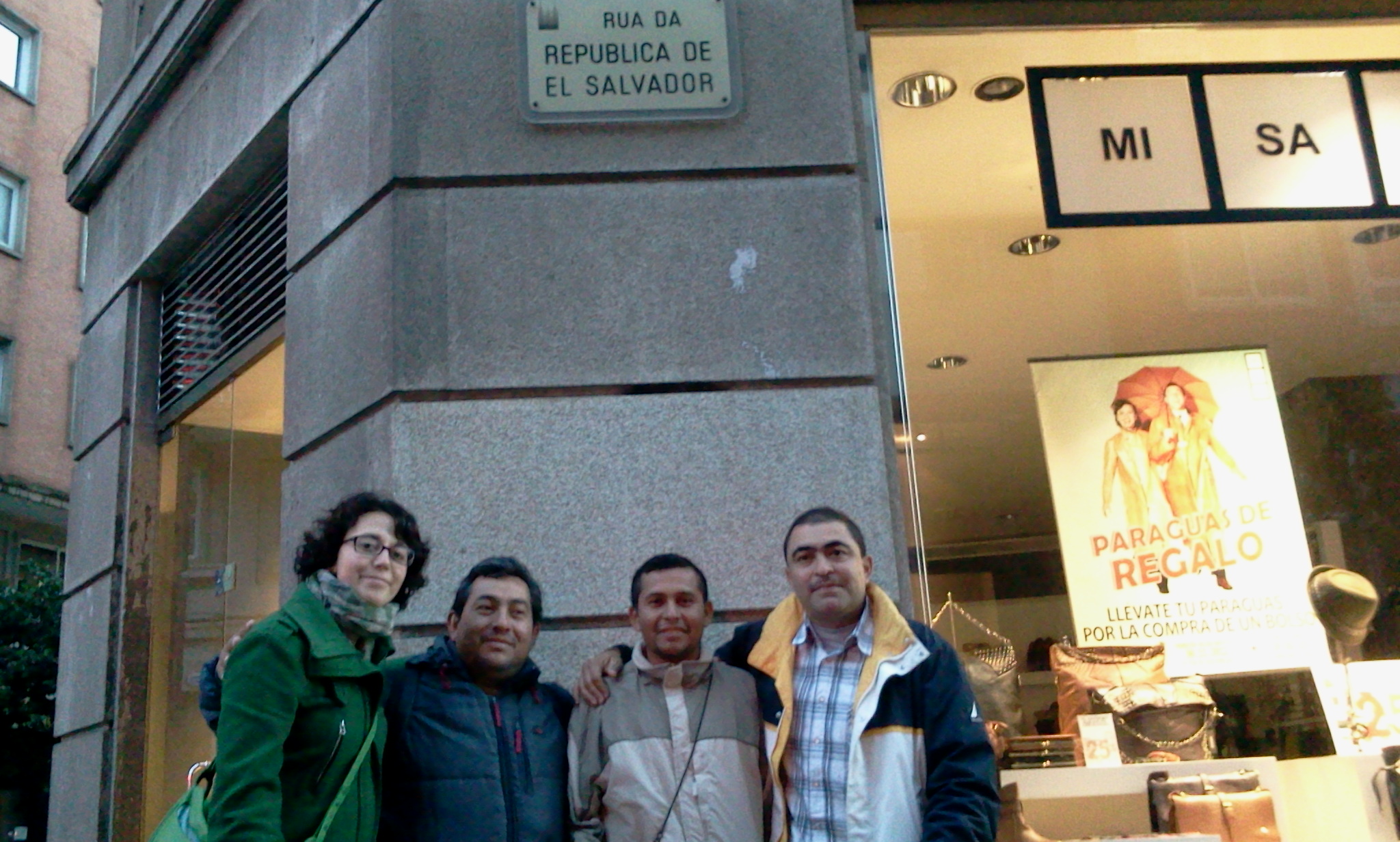 La delegación salvadoreña conmigo en Santiago